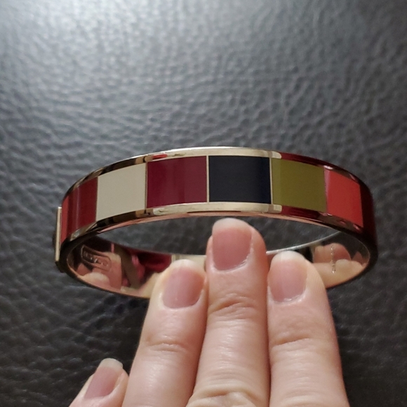 Coach bangle bracelet - Picture 2 of 6